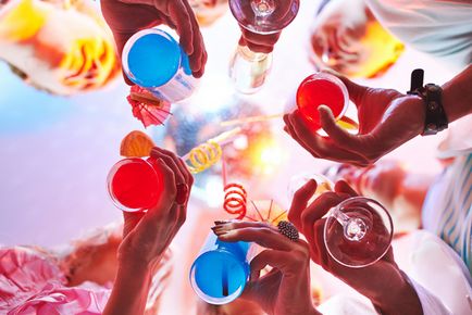 Hogyan iszik alkoholt Hogyan iszik alkoholt