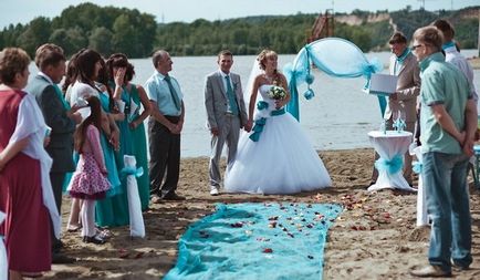 Esküvői türkiz