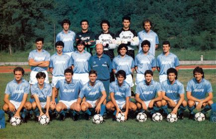 Labdarúgás UEFA-kupa, mint egy Labdarúgás UEFA-kupa, mint egy