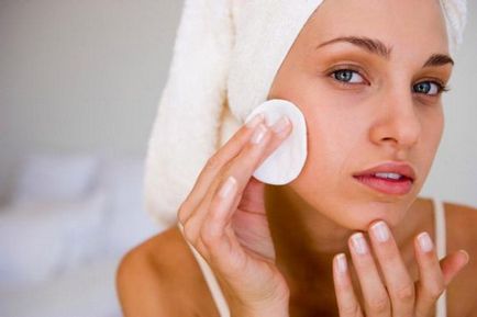 Pattanások az arcon (acne) akne Arc
