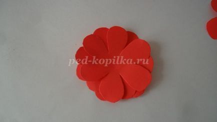 Virágok a papír ajándék anya saját kezűleg (ajándék) Virágok a papír ajándék anya saját kezűleg