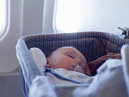 Gyermek repülőjegy, akár milyen korú, hogy mennyibe kerül, kedvezmények
