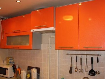 Gázvezeték a konyhában lehetőségeket, hogyan kell elrejteni a fotó - tervezés konyha gázcső