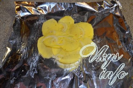 Lazac burgonya kemencében sült recept ízletes lazac (sütő) Lazac burgonyával kemencében sült ízletes lazac recept