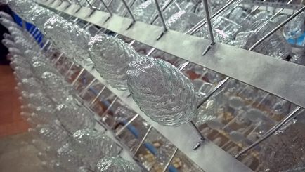 Hogyan készítsünk karácsonyi díszek video, anyaság - terhesség, szülés, a táplálkozás, az oktatás (anyaság) Hogyan készítsünk karácsonyi díszek video, anyaság - terhesség, szülés, a táplálkozás, az oktatás