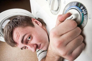 Hogyan lehet megállítani a mosógép a mosás során