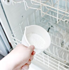 Hogyan tisztítsa meg a mosogatógép otthon hatékony tisztító titkok 5