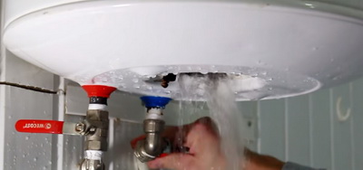 Hogyan engedje le a vizet a bojler megfelelően kiürítése a kazán