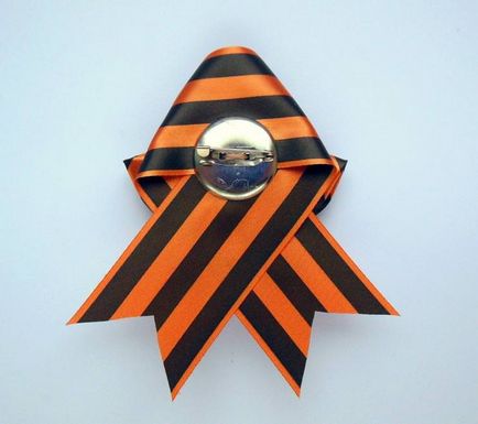 Hogyan készítsünk St. George szalag szatén szalag kezeddel (do) Hogyan készítsünk St. George szalag szatén szalagokkal kezük