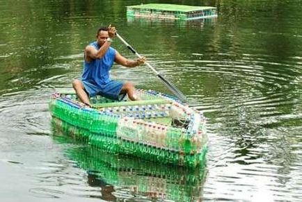 Hogyan készítsünk egy csónakot a műanyag palackok