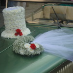 Hogyan lehet díszíteni egy esküvői autó kezét, fotó, videó, hogyan kell szépen díszíteni, díszíteni