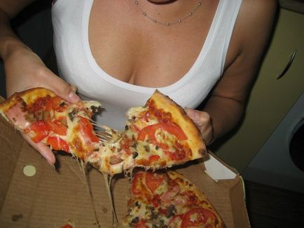 Hogyan rendeljünk pizzát otthon a telefon - portál tippek a nők és a lányok