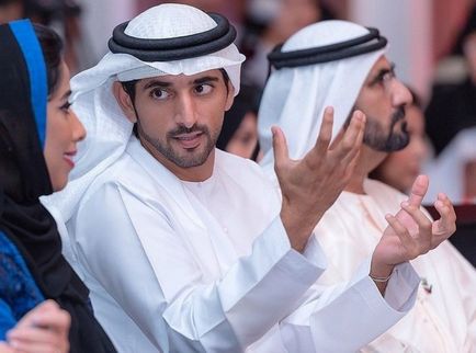 Mivel a trónörökös élni UAE - hírek képekben