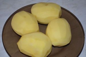 Sült burgonya sajttal és hagymával