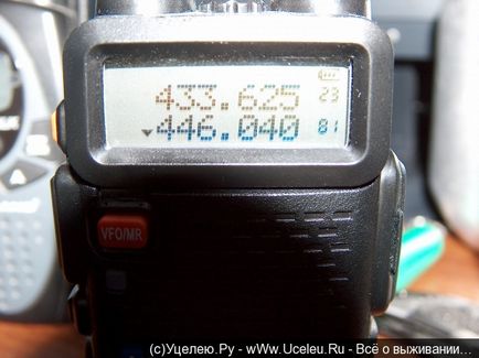 Kis kiságy működő rádió Baofeng uv-5R