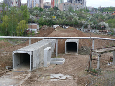 Metro - ez (metró) Metro - az