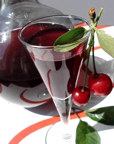 Infúzió cseresznye nélkül vodka (brandy cherry) Infúzió cseresznye nélkül vodka