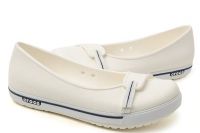 Kroksi lábbeli (Kroksi) Crocs cipő