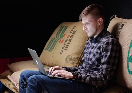 Áttekintés MacBook Air 13 generáció 2015-ben -, hogy kinek és milyen ez (a) Áttekintés MacBook Air 13 generáció 2015-ben -, hogy kinek és milyen ez
