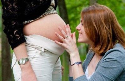 Miért nem érintheti a hasa a terhesség alatt