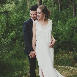 Egy szabadtéri esküvő újszerű és Christine (nyitott) Egy szabadtéri esküvő romantika és Christina