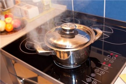 Használjon desztillált vizet, és káros az emberi test (humán) Előnyök és árt a desztillált vizet az emberi test