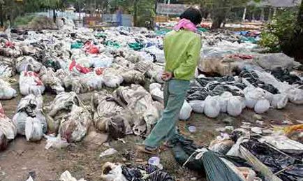 A következmények a szökőár Thaiföldön 2004-ben, video katasztrófa