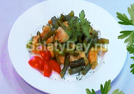 Saláta bab és a csirke - az energia az egész nap recept fotókkal és videó