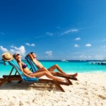 Titkok és kis trükköt és a barnulás a strandon - a tan egyenletesen és károsodás nélkül a bőrön (szolárium) Titkok és kis trükköt és barnító a strandon - a tan egyenletesen és károsodás nélkül a bőrt