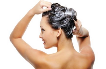 Sampon göndör haj kapous legjobb eszköz a száraz, göndör fürtök és hullámos, az értékelés