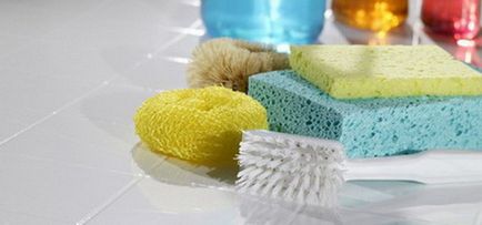 Különleges és népi jogorvoslati hogy tisztítsa meg a csempe a fürdőszobában a lepedéket és szappannal válások