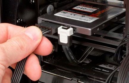 SSD-meghajtót a számítógép, hogyan válassza ki akarja, leírás, modell és visszacsatolás (PC) SSD-meghajtót a számítógép, hogyan válassza ki akarja, leírás, modellek és vélemények