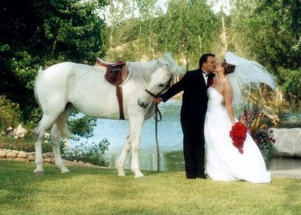 Az esküvő a természetre