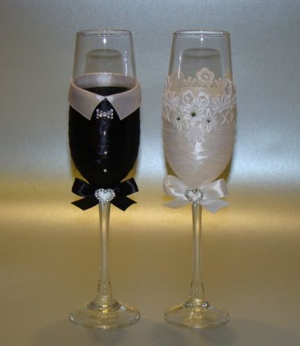 Esküvői poharak a kezüket - egy fotó és tervezési módszerek