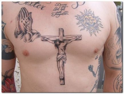 Tattoo kereszt szabadságvesztés érték nyelvén bűnügyi tetoválás