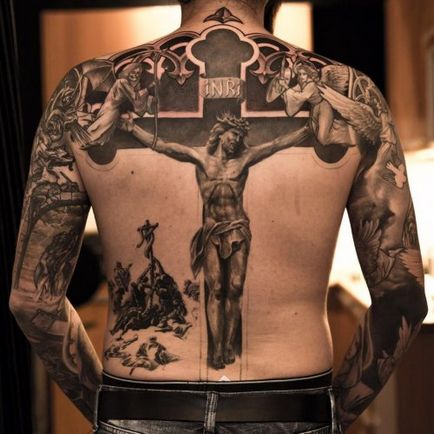 Tattoo kereszt szabadságvesztés érték nyelvén bűnügyi tetoválás