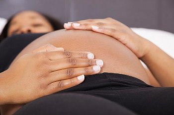 24 седмици бебе рита силно в корема, 24 седмици на бременността