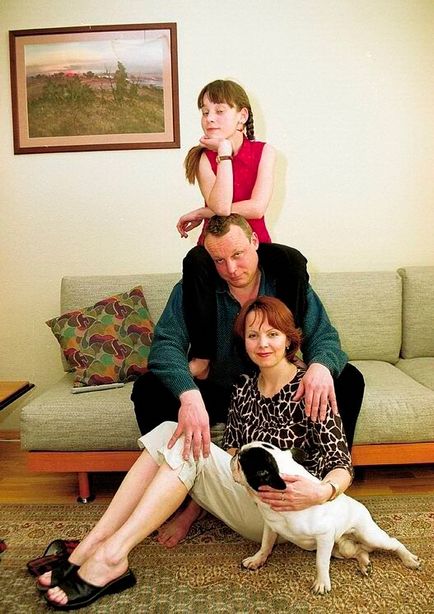 70 снимки Анастасия Zavorotnyuk, съпруга и децата си (дъщеря Ана и син Майкъл)