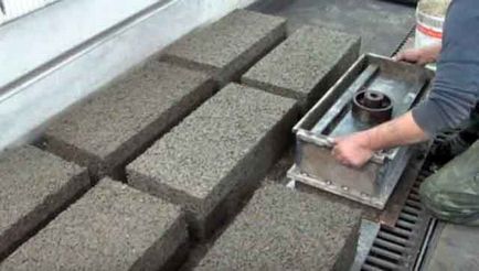Wood-бетонни блокове със собствените си ръце технологията на производство, недостатъците, ревюта