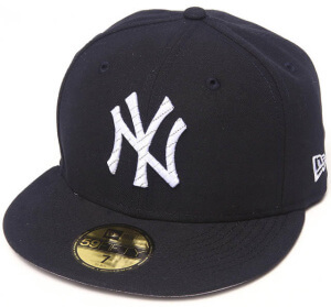 Бейзбол, как правилно да се носи шапка с козирка права