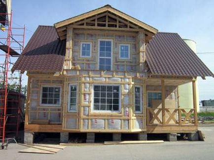Обвивката дървена къща, интериорни дървени къщи със собствените си ръце