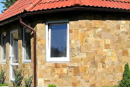Как да украсят фасадата на дървена къща материали за преглед