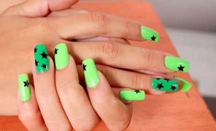 Дизайн зелено нокти маникюр със снимки 30 снимки