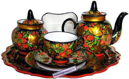 История Khokhloma живопис ( История Khokhloma живопис