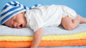 Как и какво по-добре да се мият детски дрехи за новородени