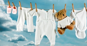 Как и какво по-добре да се мият неща новородени препоръки за миене на детски дрехи