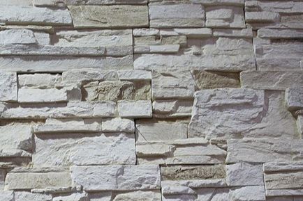 Как да се залепи декоративен камък на стената на технология