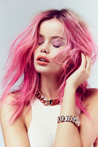 Как да боядисате косата си в розов цвят - мастило и тонери
