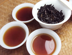 Как да се пие китайски чай Da Hong Pao