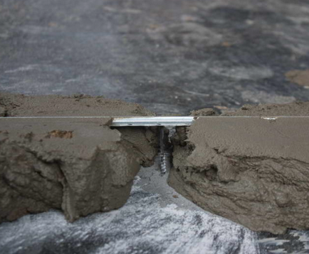 Как да се сложи бетон върху бетон - подробна инструкция